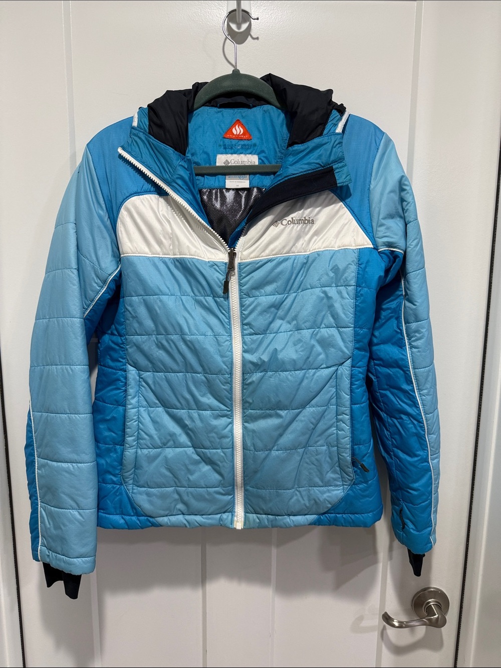 Columbia Light & Sky Blue Quilted Jacket with White Trim